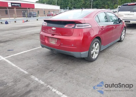 2013 Chevrolet Volt z USA, uszkodzony, nr VIN 1G1RB6E46DU136382